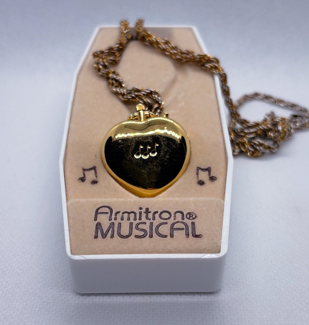 Vtg 1995 Armitron Musical Tweety Bird Gold Heart Pendant Watch Boxed Working