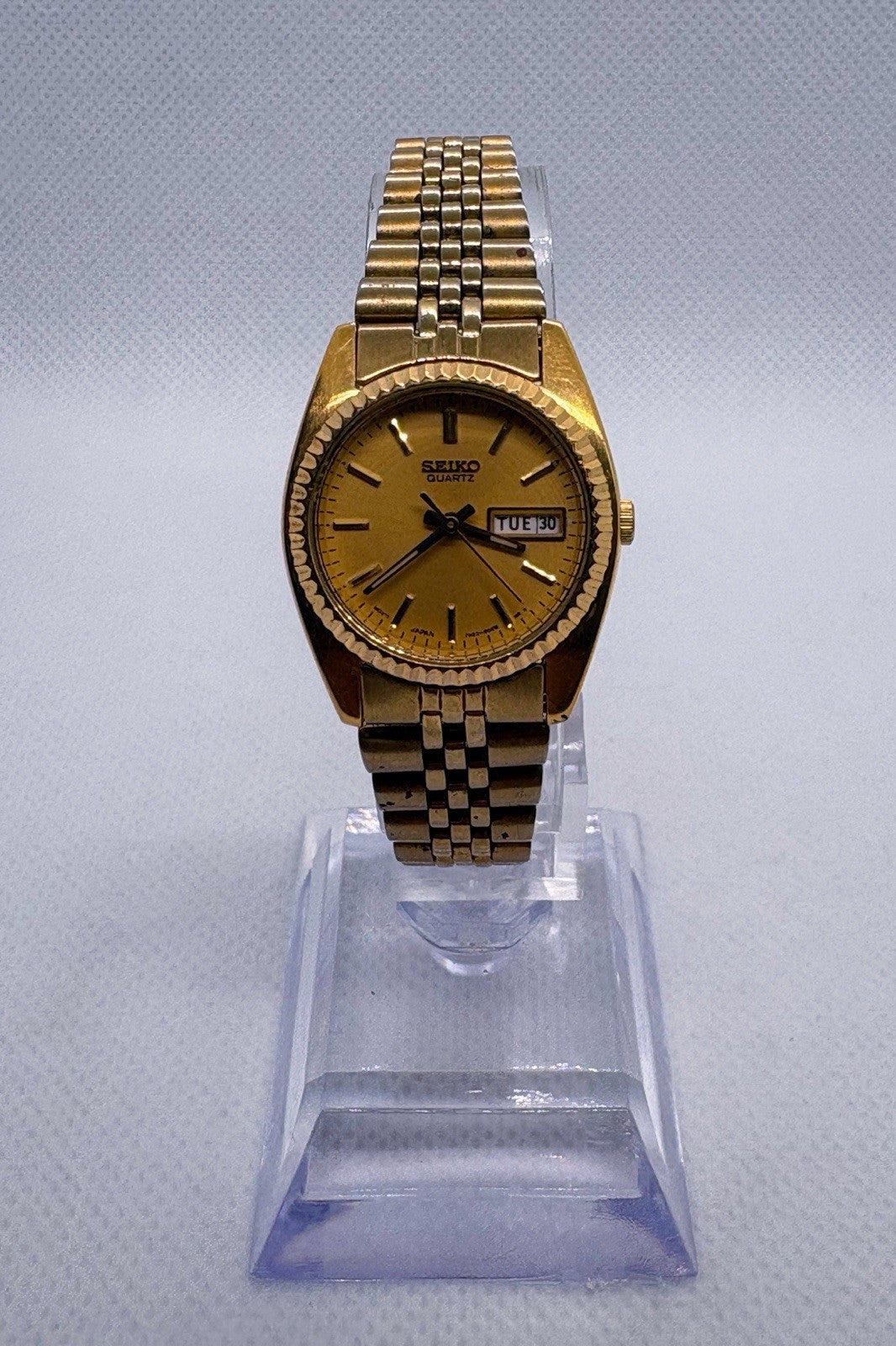 Vintage 1996 Seiko 7N83-0041 Ladies Watch Fluted Presidential Jubilee Day Date
