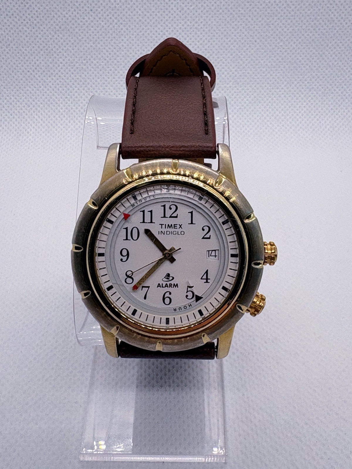 Vintage Timex Reef Gear Indiglo Turn & Pull Alarm Watch Date Gold Tone 092743