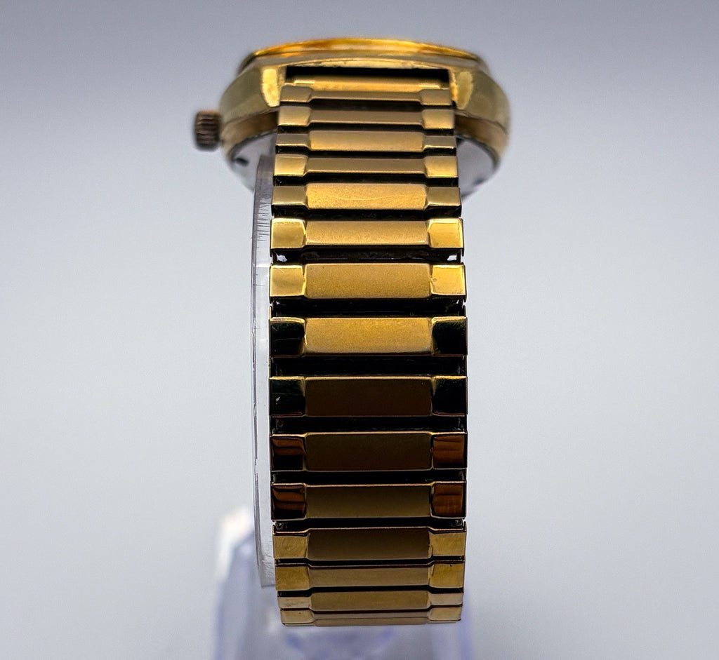 Vintage 1970s Elgin Automatic 17J Cushion Gold Watch Blue Starburst Dial Run