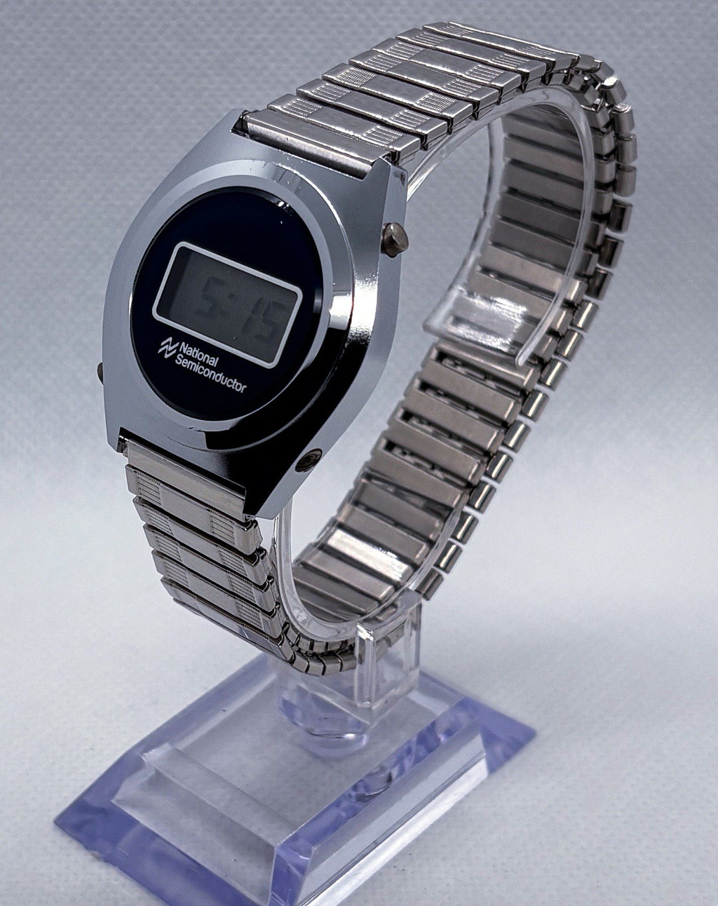 Vintage 1970s National Semiconductor LCD Digital Watch 107925 WA - New Battery