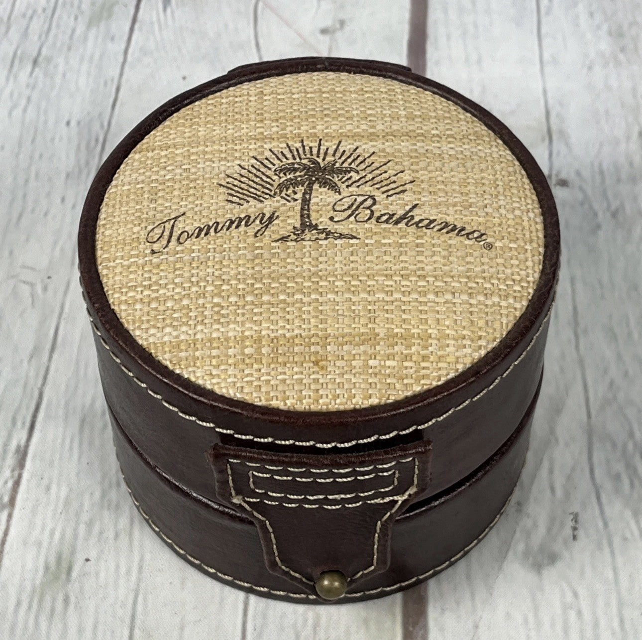 Tommy Bahama RELAX Women's 10018371 Island Breeze (Air) Stainless Steel Watch