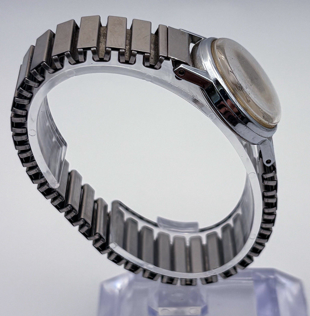 Vintage Timex Mechanical Ladies Date Watch 25mm Stainless Steel Back Runs