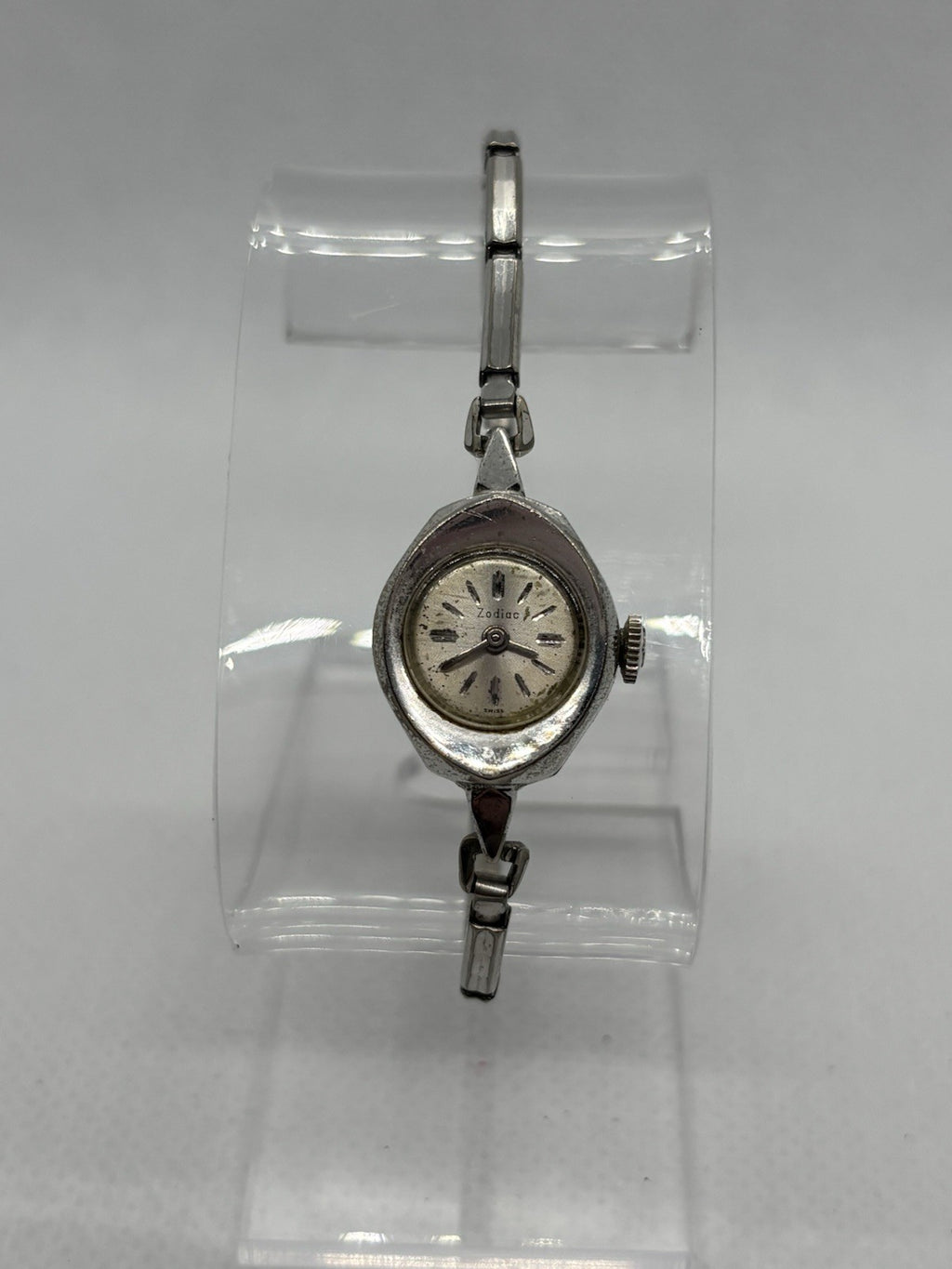Vintage Zodiac Woman's Watch Diamond Chips Swiss Mechanical Manual 10k RGP