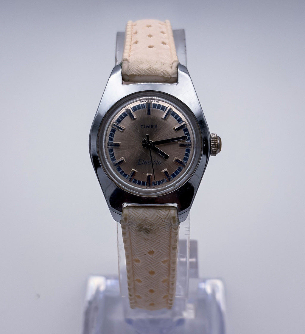 Vintage 1976 Timex Electric Ladies Watch 60351 06976 Blue Block Index Runs