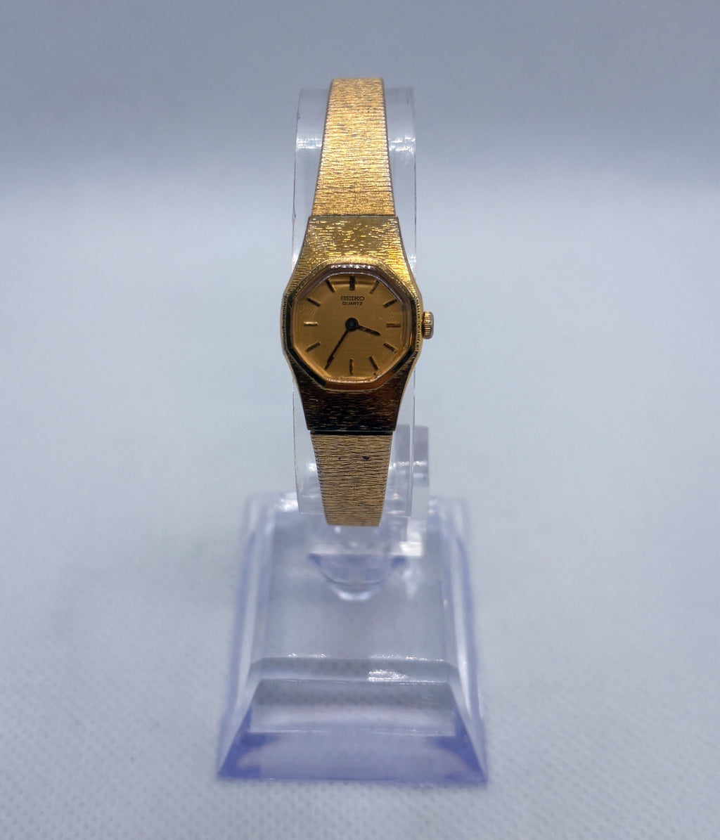 Vintage Seiko Quartz Ladies Watch Gold Tone Octagon 16mm Textured Dial 2C20-6519